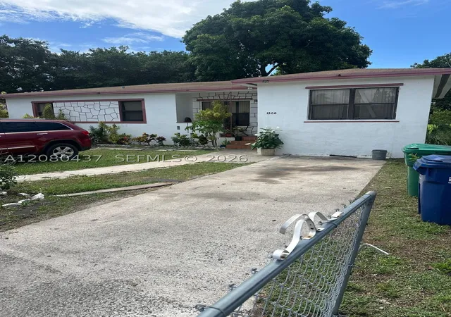 Photo 1 of Single family home for sale at 1500 Ne 150th Street, Miami, FL 33161 | MLS# A12080437 | Listing updated on 2026-09-01