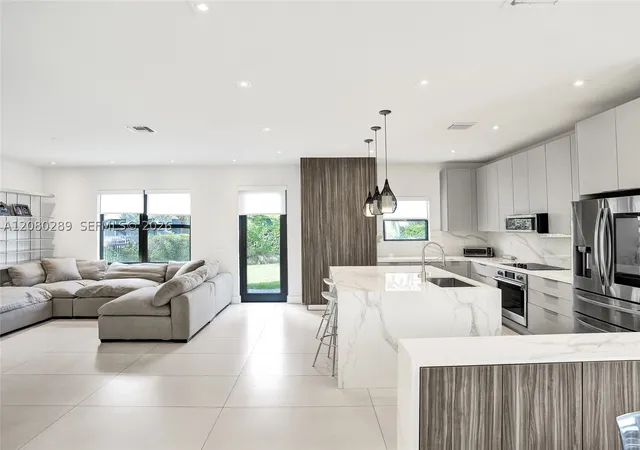 Photo 3 of Single family home for sale at 606 NE 191st Terrace, Miami, FL 33179 | MLS# A12080289 | Listing updated on 2026-09-01