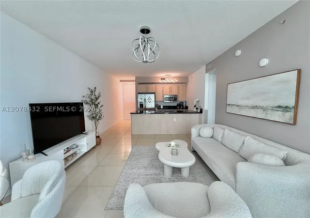 Photo 4 of Condo for sale at 1111 SW 1st Avenue #2215-N, Miami, FL 33130 | MLS# A12078432 | Listing updated on 2026-08-31