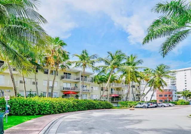 Photo 1 of Condo for sale at 1441 Lincoln Rd #214, Miami Beach, FL 33139 | MLS# A12080420 | Listing updated on 2026-09-17