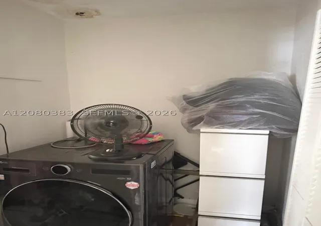 Photo 4 of Sale Pending at 3887 NW 207th Street Rd, Miami Gardens, FL 33055 | MLS# A12080383 | Listing updated on 2026-10-07