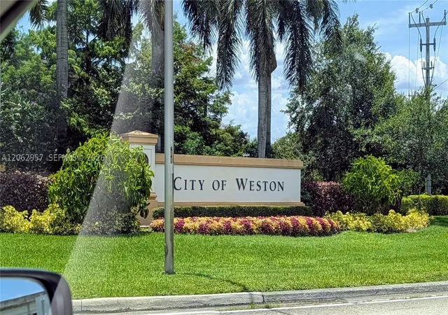 Photo 1 of Townhouse for sale at 2231 N Cordoba Bnd, Weston, FL 33327 | MLS# A12062957 | Listing updated on 2026-08-31