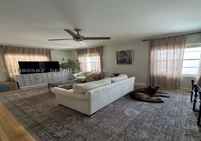 Photo 3 of Condo for sale at 1755 Washington Ave #2D, Miami Beach, FL 33139 | MLS# A12080582 | Listing updated on 2026-09-10