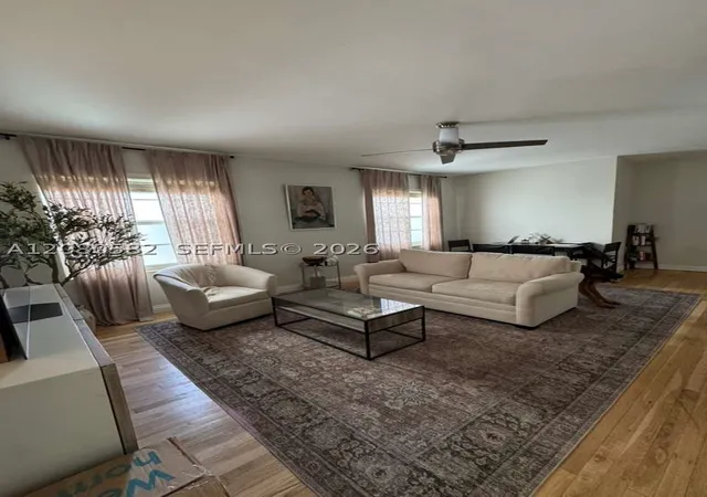 Listing Photo 4 - Condo for sale in building located at 1755 Washington Ave, Miami, FL 33139 - Unit #2D