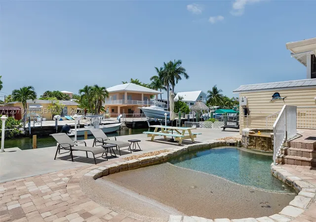 Photo 3 of Single family home for sale at 1791 Grouper Dr, Marathon, FL 33050 | MLS# A12079714 | Listing updated on 2026-08-31
