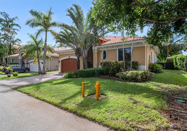 Photo 3 of Single family home for sale at 7548 Sw 189th Street, Cutler Bay, FL 33157 | MLS# A12080270 | Listing updated on 2026-09-11