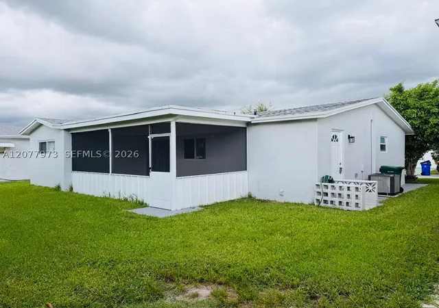 Photo 4 of Single family home for sale at 720 NW 74th Way, Margate, FL 33063 | MLS# A12077973 | Listing updated on 2026-09-09