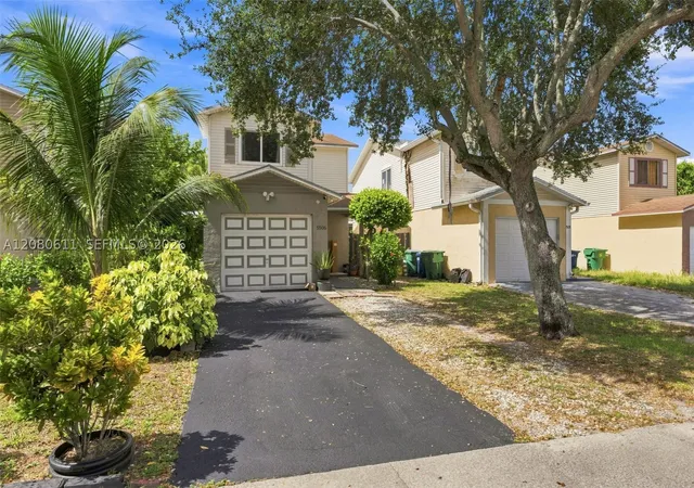 Photo 3 of Sale Pending at 5506 NW 22nd Street, Lauderhill, FL 33313 | MLS# A12080611 | Listing updated on 2026-09-04