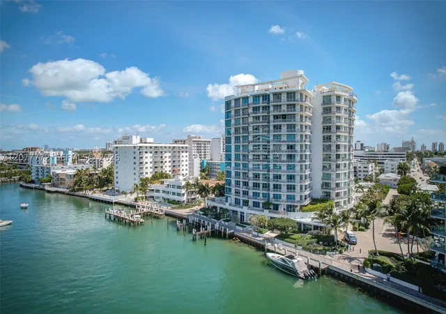 Listing Photo 4 - Condo for sale in building located at 1445 16Th St, Miami, FL 33139 - Unit #902