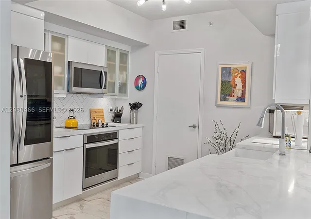 Photo 1 of Condo for sale at 9066 Sw 73rd Court #1809, Miami, FL 33156 | MLS# A12080466 | Listing updated on 2026-09-01