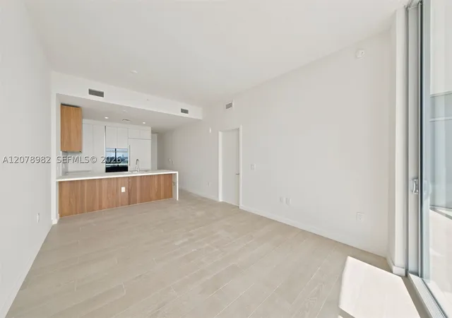 1400 Biscayne Blvd #505