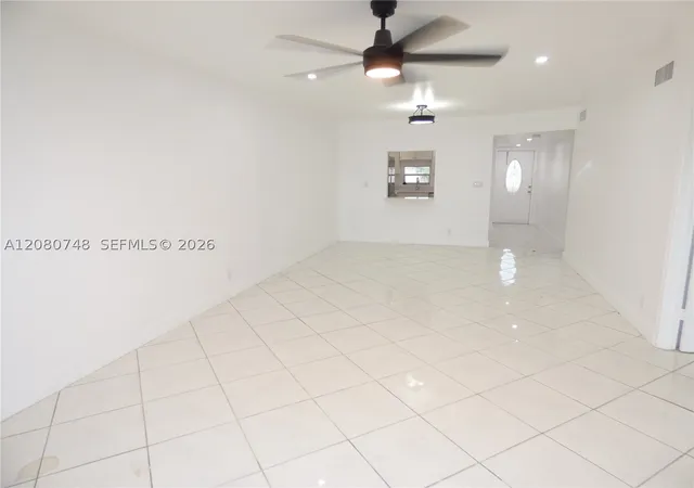 Photo 4 of Condo for sale at 361 S Hollybrook Dr #302, Pembroke Pines, FL 33025 | MLS# A12080748 | Listing updated on 2026-09-01