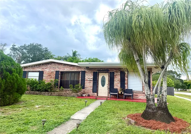Photo 1 of Single family home for sale at 3851 Sw 59th Terrace, Davie, FL 33314 | MLS# A12080751 | Listing updated on 2026-09-14