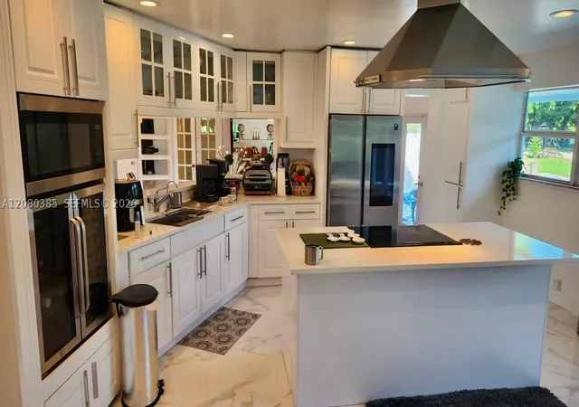 Photo 2 of Single family home for sale at 14101 Luray Rd, Southwest Ranches, FL 33330 | MLS# A12080385 | Listing updated on 2026-09-12