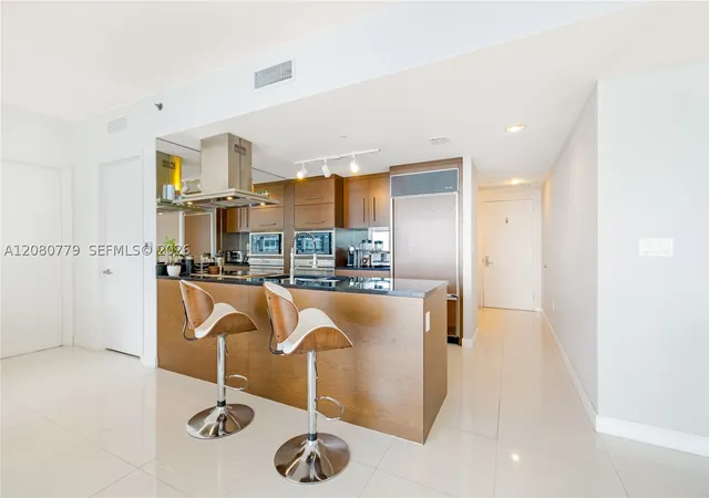 Photo 2 of Condo for sale at 495 Brickell Ave #4704, Miami, FL 33131 | MLS# A12080779 | Listing updated on 2026-09-10