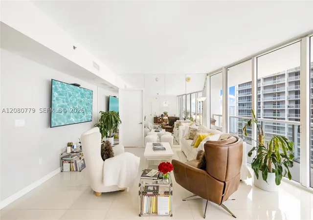 Photo 4 of Condo for sale at 495 Brickell Ave #4704, Miami, FL 33131 | MLS# A12080779 | Listing updated on 2026-09-10