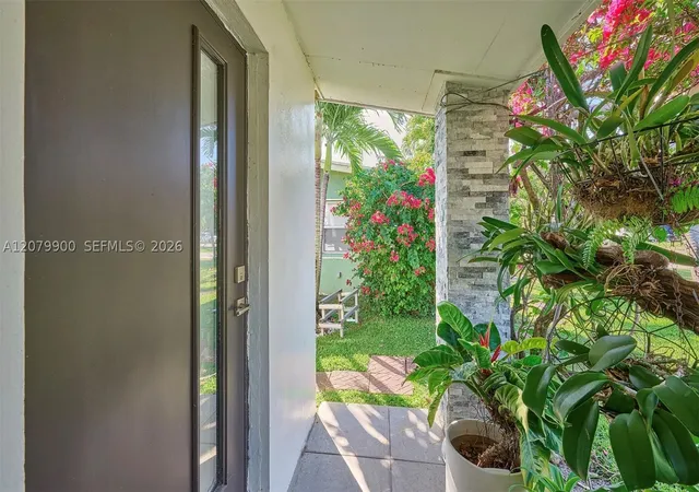 Photo 3 of Multi family home for sale at 612 W Drew St, Lantana, FL 33462 | MLS# A12079900 | Listing updated on 2026-09-01