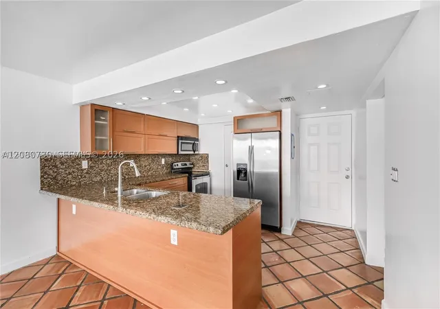 Photo 3 of Condo for sale at 1045 10th Street #402, Miami Beach, FL 33139 | MLS# A12080730 | Listing updated on 2026-09-08
