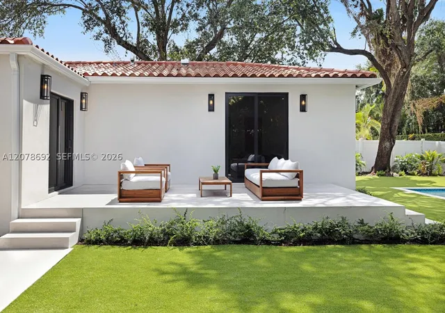 Photo 4 of Single family home for sale at 558 NE 94th Street, Miami Shores, FL 33138 | MLS# A12078692 | Listing updated on 2026-09-17
