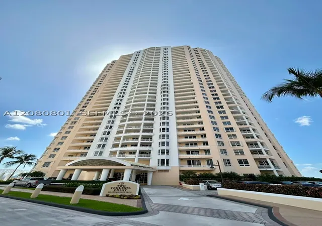 Photo 1 of Condo for sale at 808 Brickell Key Dr #404, Miami, FL 33131 | MLS# A12080801 | Listing updated on 2026-09-21