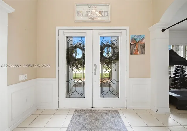 Photo 3 of Single family home for sale at 3141 Hanging Moss Cir, Kissimmee, FL 34741 | MLS# A12080652 | Listing updated on 2026-09-14