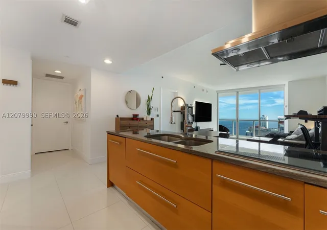 Photo 2 of Condo for sale at 495 Brickell Ave #4709, Miami, FL 33131 | MLS# A12079990 | Listing updated on 2026-09-17