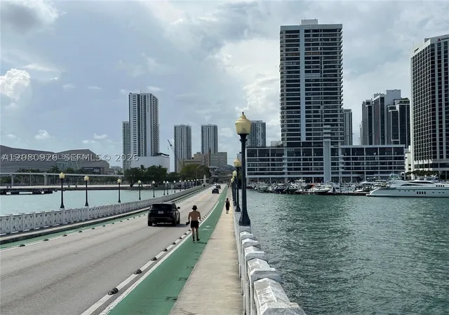 Photo 2 of Condo for sale at 555 Ne 15th Street #11J, Miami, FL 33132 | MLS# A12080926 | Listing updated on 2026-09-01