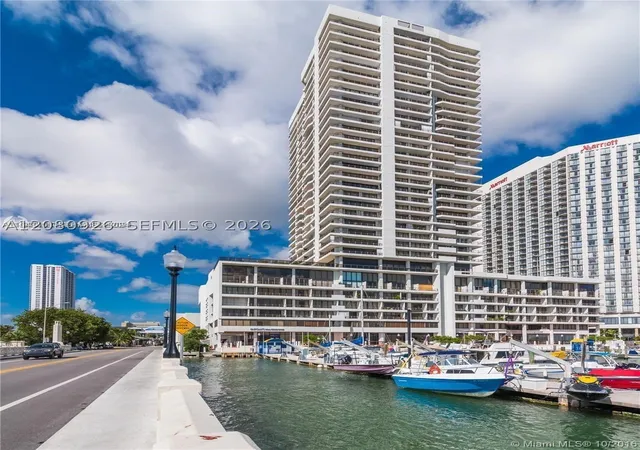 Photo 3 of Condo for sale at 555 Ne 15th Street #11J, Miami, FL 33132 | MLS# A12080926 | Listing updated on 2026-09-01