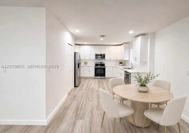 Photo 4 of Single family home for sale at 529 NW 16th Avenue, Fort Lauderdale, FL 33311 | MLS# A12079855 | Listing updated on 2026-09-01