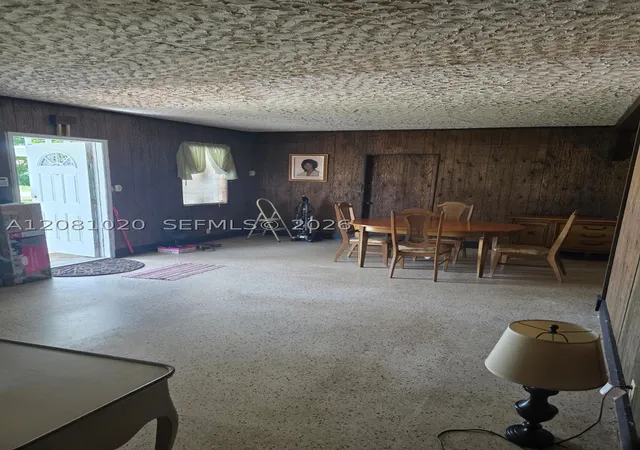 Photo 3 of Single family home for sale at 921 Ne 163rd Street, North Miami Beach, FL 33162 | MLS# A12081020 | Listing updated on 2026-09-01