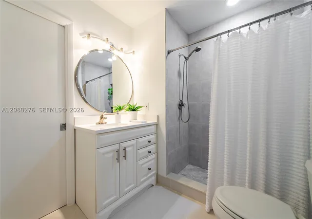 Photo 3 of House for sale at 8580 Bella Vista Dr, Boca Raton, FL 33433 | MLS# A12080276 | Listing updated on 2026-09-01