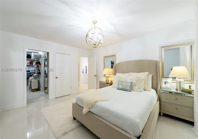 Photo 4 of House for sale at 8580 Bella Vista Dr, Boca Raton, FL 33433 | MLS# A12080276 | Listing updated on 2026-09-01