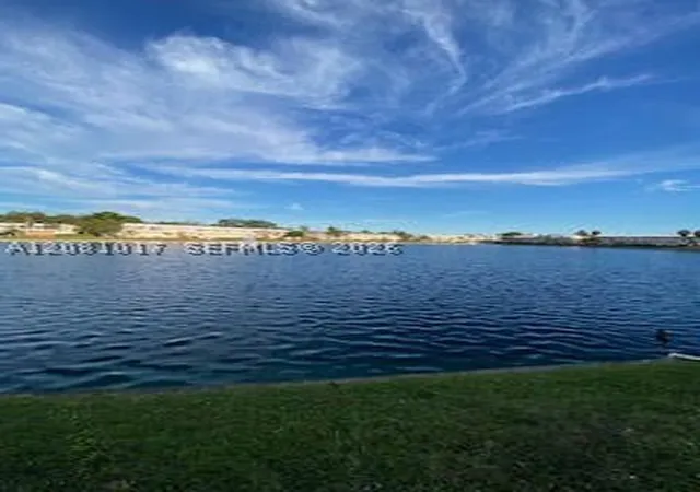 Photo 3 of Condo for sale at 925 Sw 11th Avenue #1, Hallandale Beach, FL 33009 | MLS# A12081017 | Listing updated on 2026-09-03
