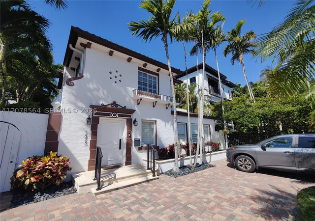 Photo 1 of Single family home for sale at 1823 S Bayshore Ln, Miami, FL 33133 | MLS# A12078564 | Listing updated on 2026-09-01