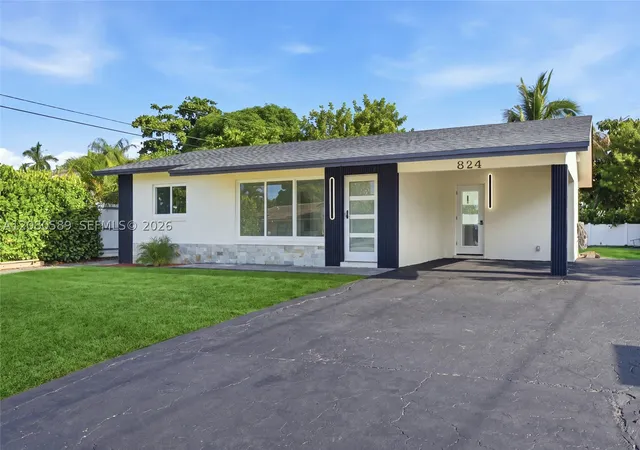 Photo 2 of Single family home for sale at 824 Nw 29th Court, Wilton Manors, FL 33311 | MLS# A12080589 | Listing updated on 2026-10-05