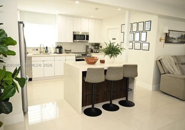 Photo 2 of Single family home for sale at 850 W 51st Place, Hialeah, FL 33012 | MLS# A12081082 | Listing updated on 2026-09-01