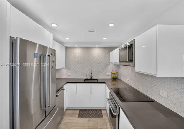Photo 2 of Condo for sale at 2500 Ne 135th Street #C311, North Miami, FL 33181 | MLS# A12080045 | Listing updated on 2026-09-01