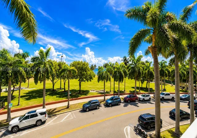 Photo 2 of Sale Pending at 1900 N Bayshore Dr #504, Miami, FL 33132 | MLS# A12081109 | Listing updated on 2026-09-05