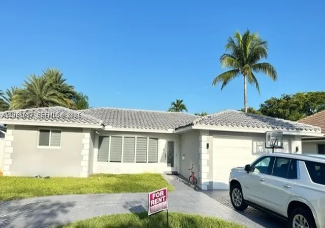Photo 1 of Single family home for sale at 3750 N 54th Avenue, Hollywood, FL 33021 | MLS# A12081087 | Listing updated on 2026-09-01
