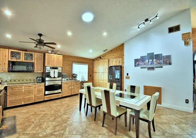 Photo 3 of Single family home for sale at 260 Cheshire Way, Davenport, FL 33897 | MLS# A12081156 | Listing updated on 2026-09-01