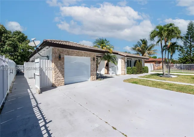 Photo 3 of Single family home for sale at 12485 Sw 220th Street, Miami, FL 33170 | MLS# A12081147 | Listing updated on 2026-09-15