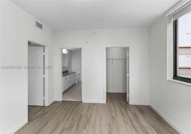 Photo 3 of Condo for sale at 999 Sw 1st Avenue #3202, Miami, FL 33130 | MLS# A12080100 | Listing updated on 2026-09-13