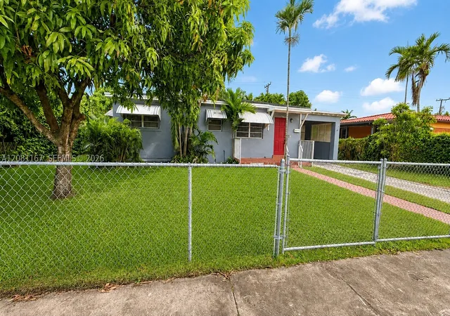 Photo 3 of Sale Pending at 7800 Sw 34th Terrace, Miami, FL 33155 | MLS# A12081167 | Listing updated on 2026-09-05
