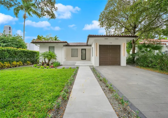Photo 2 of Single family home for sale at 728 Majorca Ave, Coral Gables, FL 33134 | MLS# A12081169 | Listing updated on 2026-09-01