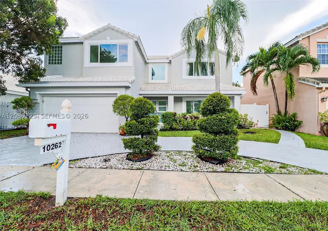 Photo 2 of Single family home for sale at 10262 Sw 9th Lane, Pembroke Pines, FL 33025 | MLS# A12080223 | Listing updated on 2026-09-05