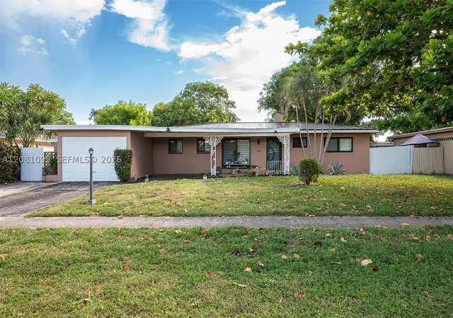 Photo 1 of Single family home for sale at 1024 Long Is Ave, Fort Lauderdale, FL 33312 | MLS# A12081095 | Listing updated on 2026-09-01