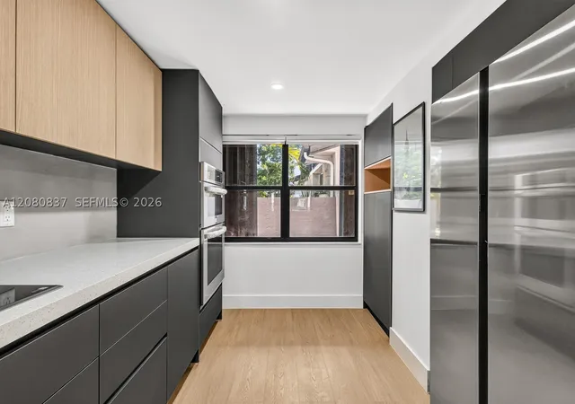 Photo 3 of Townhouse for sale at 10046 NW 41st Street #48-4, Doral, FL 33178 | MLS# A12080837 | Listing updated on 2026-09-01