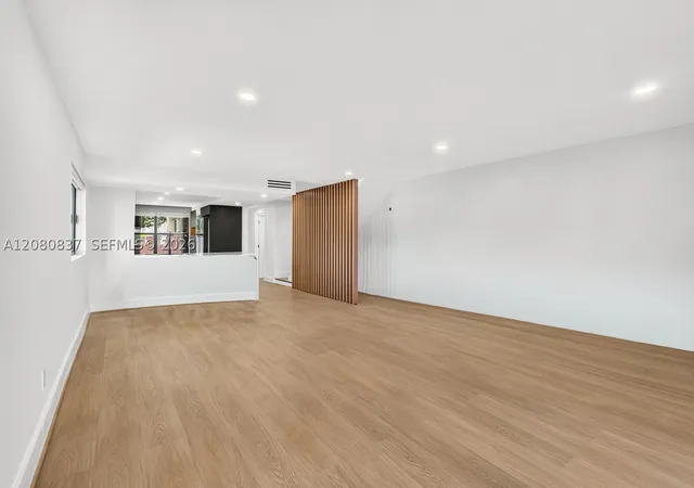 Photo 4 of Townhouse for sale at 10046 NW 41st Street #48-4, Doral, FL 33178 | MLS# A12080837 | Listing updated on 2026-09-01