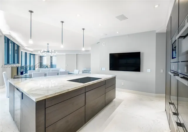Photo 4 of Condo for sale at 18555 Collins Ave #1505, Sunny Isles Beach, FL 33160 | MLS# A12081273 | Listing updated on 2026-09-02