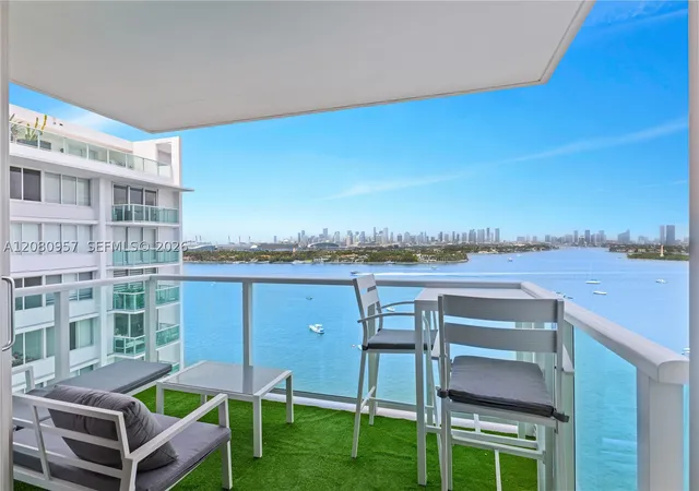 Photo 3 of Condo for sale at 1000 West Ave #1518, Miami Beach, FL 33139 | MLS# A12080957 | Listing updated on 2026-09-10